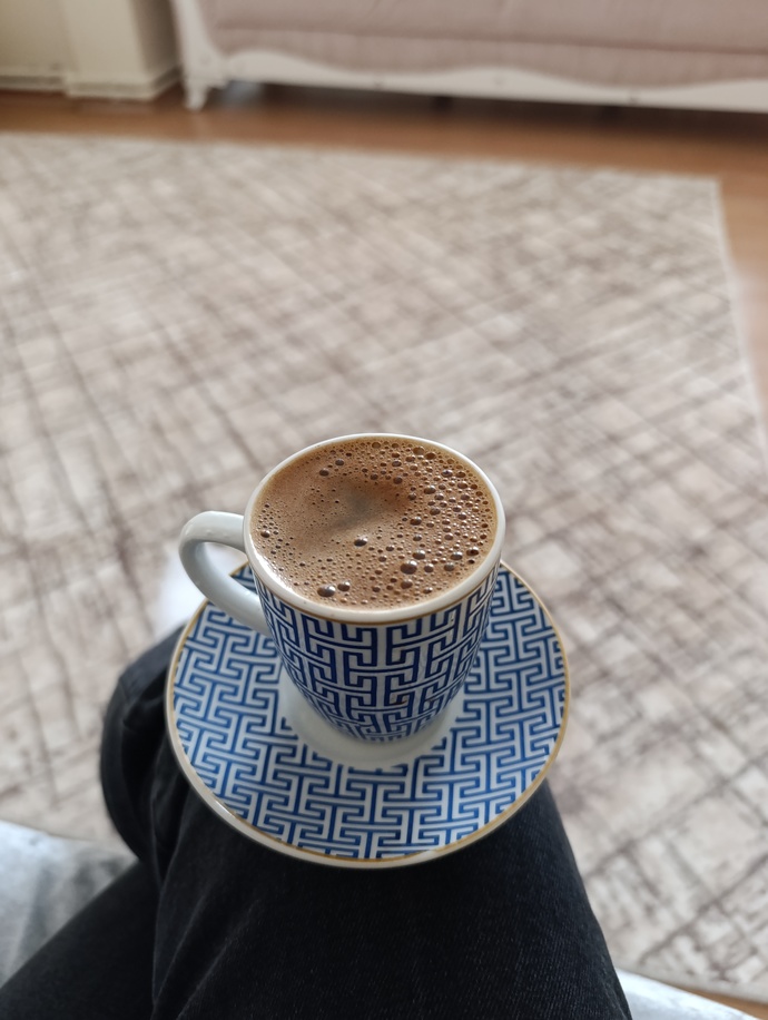 ☕🏃♀️