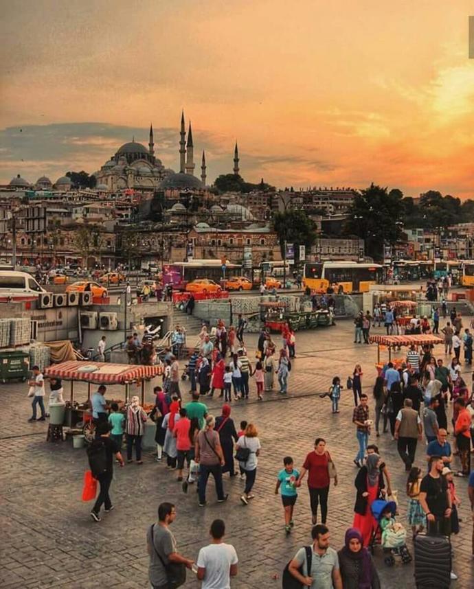 TÜİKe göre, Türkiyede yaşayan her iki kişiden biri mutlu. Siz mutlu musunuz?
