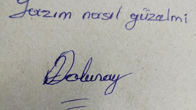 Şiir yazmak için yazının güzelmi olması gerekiyor?