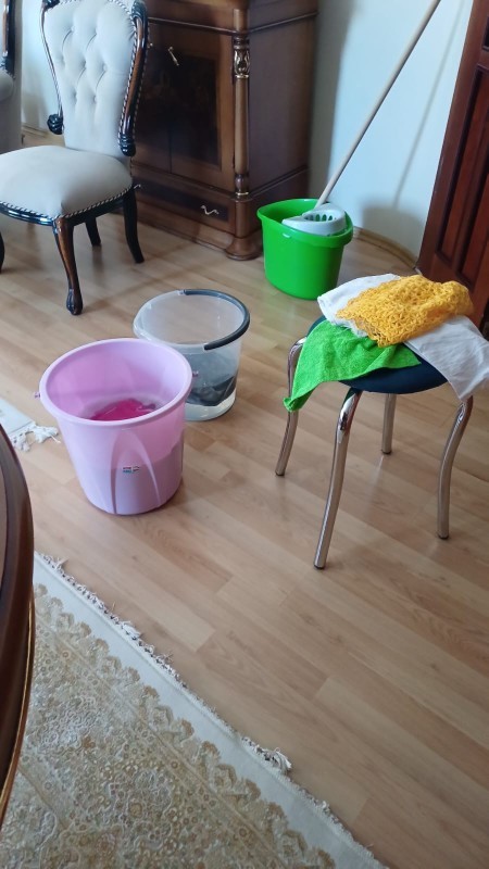 Temizlik yaparken ev daha mı çok dağılıyor?