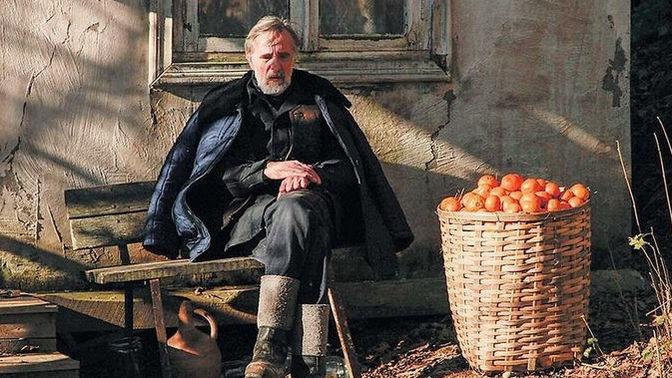 Yaşanan onca kavga aynı toprağın altında bitmez mi?