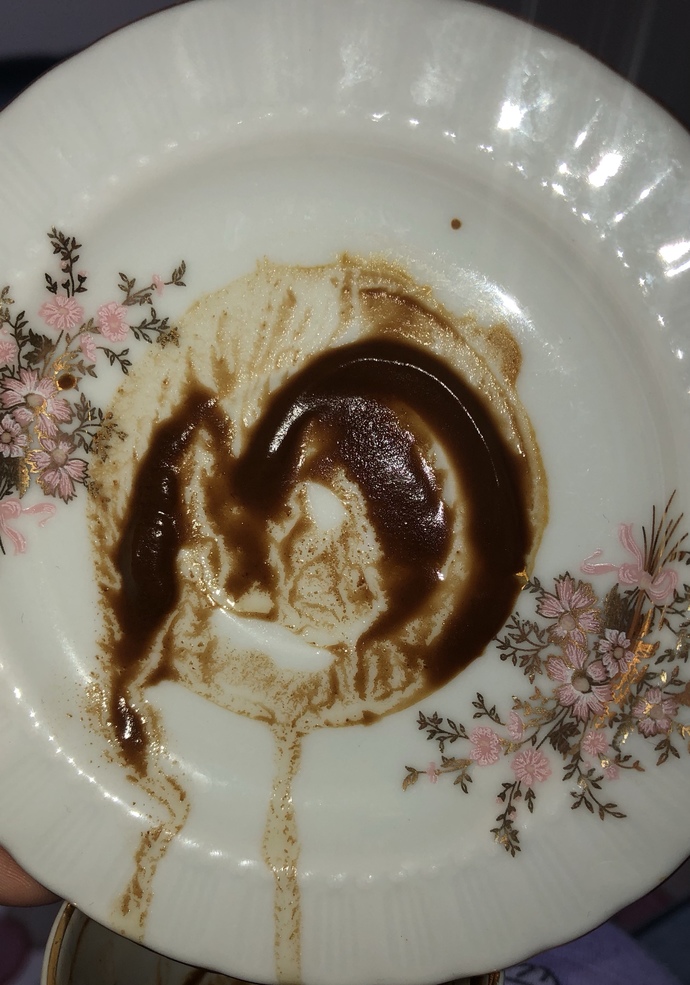 Kahve Falı Bakabilen Var Mı Aranızda?
