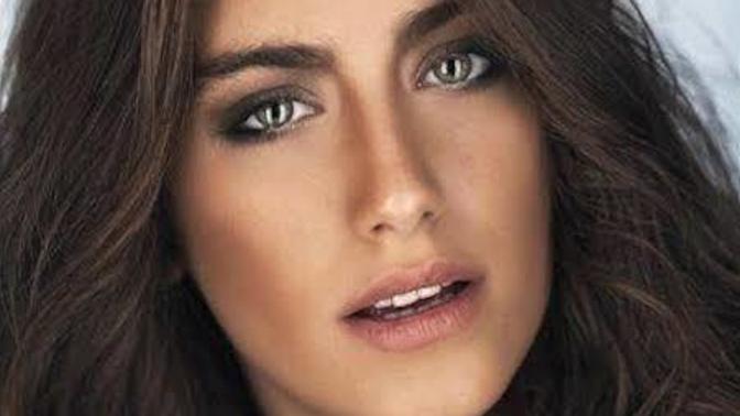 Hazal Kaya sizce güzel mi?