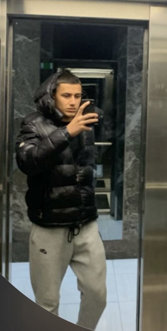 Sizce teke tek dövüşte bu kız mı alır bu çocuk mu?