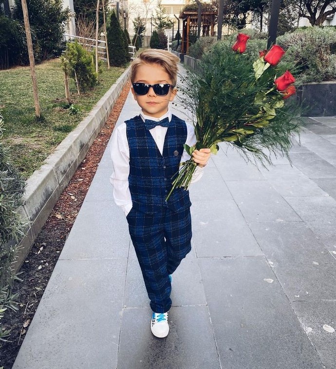 Hafızan silinecek. Kendine ya da hayatına dair tek bir şey hatırlama hakkın var. Bu ne olurdu?
