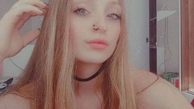 Fotoğraftaki saç hangi renk sizcee?