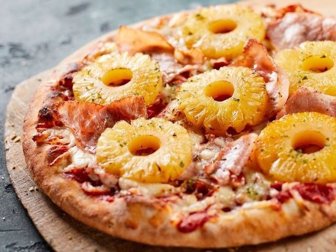 Ananaslı pizza hakkında ne düşünüyorsunuz?