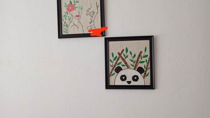 Şöyle kendi yaptım bir süs var duvara astım ama duvar boş kaldı başka neler asabilirim ?