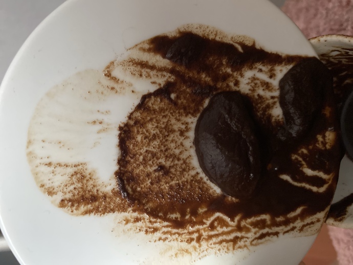 Falıma bilen birisi bakabilir mi nolur?