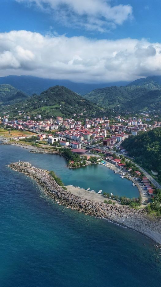 08 Artvine gitsem orada ne yerim ne içerim, oranın neyi meşhurdur?