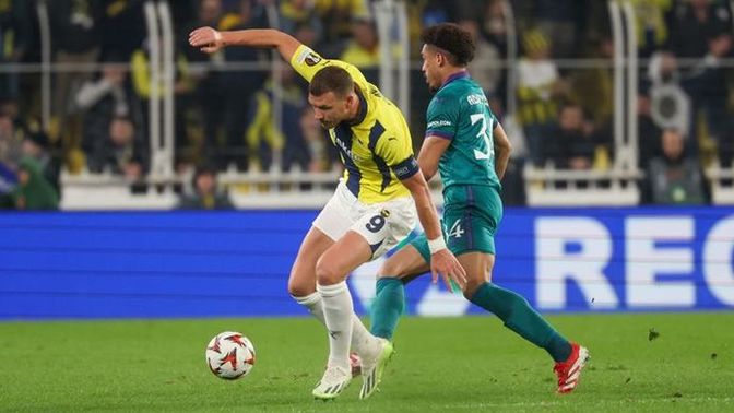 Anderlecht 2 - Fenerbahçe 2... Sarı lacivertliler avrupa liginde bir üst tura yükseldi! Maçı nasıl buldunuz?