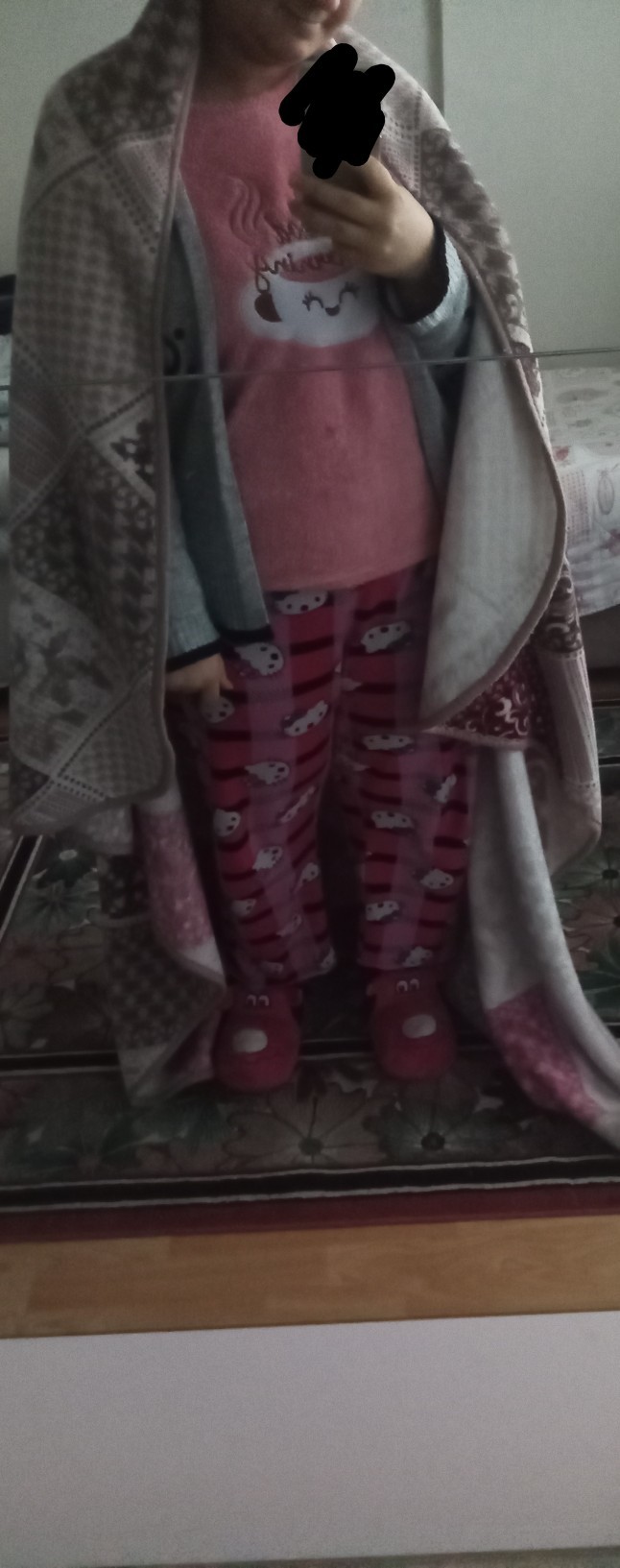 Benim gibi üşüdüm diye kat kat giyinen var mı aranızda😂?