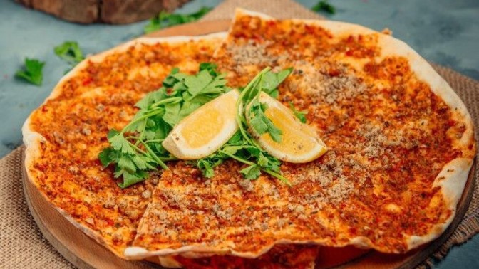 Lahmacun mu, pide mi?