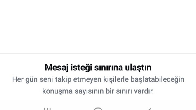Arkadaşlar instagramda şundan kurtulmanın bir yolu yok mu ya önceden böyle bir şey yoktu ne güzel şimdi deli edior insanı bu durum?