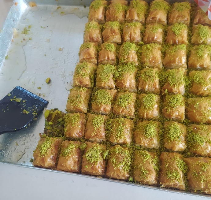Baklavamın kaç dilimini sizinle paylaşırdım diyim mi 🙄?