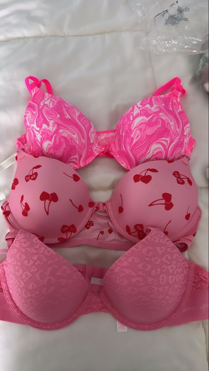 Pembe renkli iç çamaşırları itici mi?