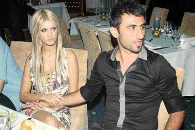 Evleneceğiniz kişinin fakir ve yakışıklı mı olmasını istersiniz zengin ve çirkin mi?