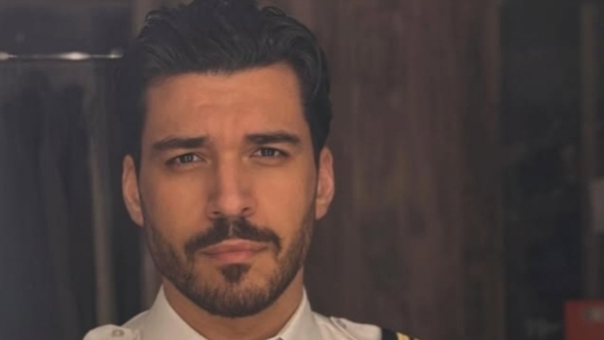 Evleneceğiniz kişinin fakir ve yakışıklı mı olmasını istersiniz zengin ve çirkin mi?