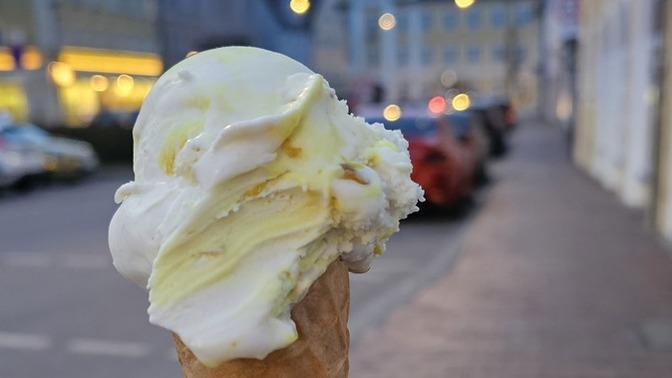 Herkes karla kışla boğuşurkenki benim dondurma keyfime ne demeli 😋🍦🍦?