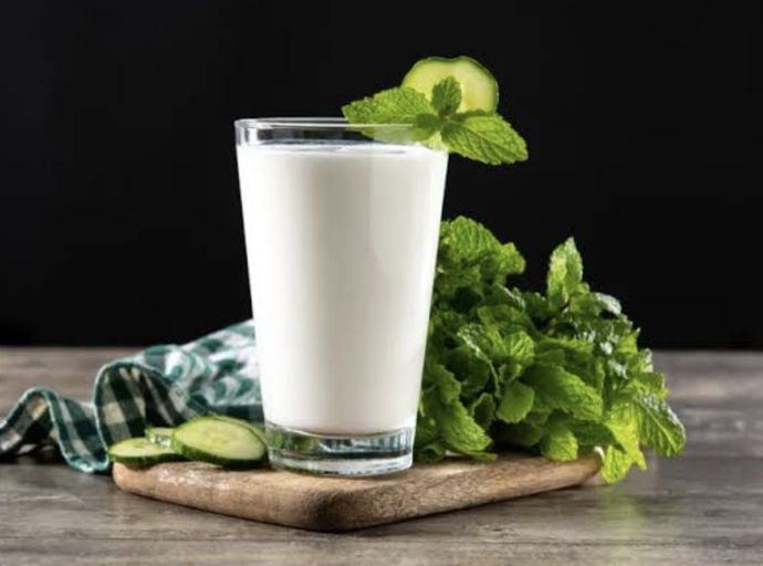 Yemeklerin Yanında Hangisini Tercih Edersiniz?