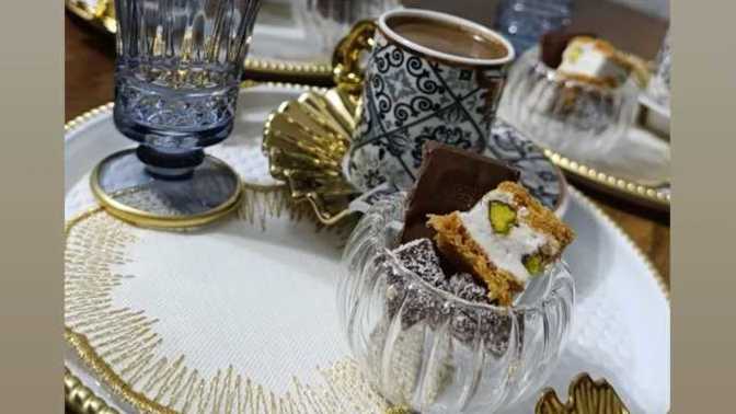 Sizce kahve bahane dedikodu şahane mi ?