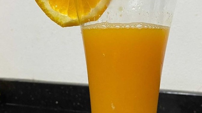 Gazlı içecekler mi, doğal meyve suları mı Hangisini tercih edersiniz?