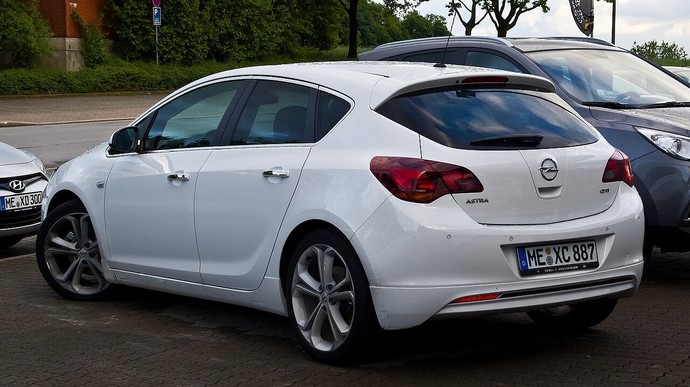 Astra J mi Astra K mı?