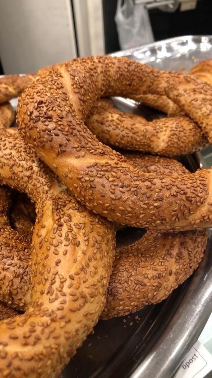 Simit en iyi hangi içecekle gider çay mı, ayran mı?