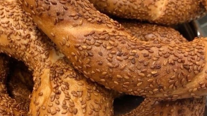 Simit en iyi hangi içecekle gider çay mı, ayran mı?