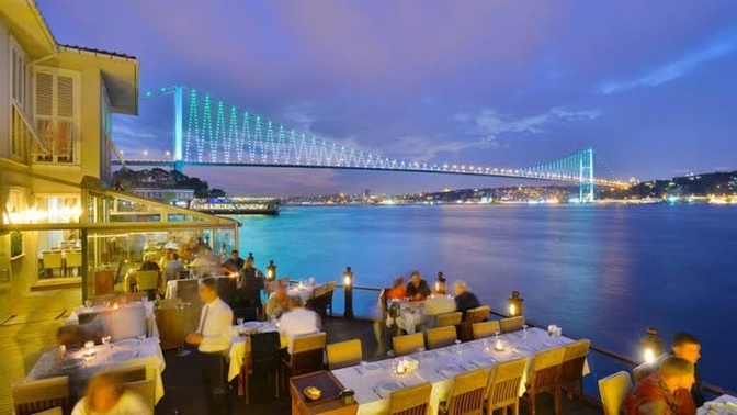 Bugün beni akşam yemeğine kim davet ediyor bakalım?
