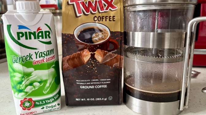 Fitre kahveni ☕️ sütlü mü? Sade mi alırsın? Latte kahve sever misin?