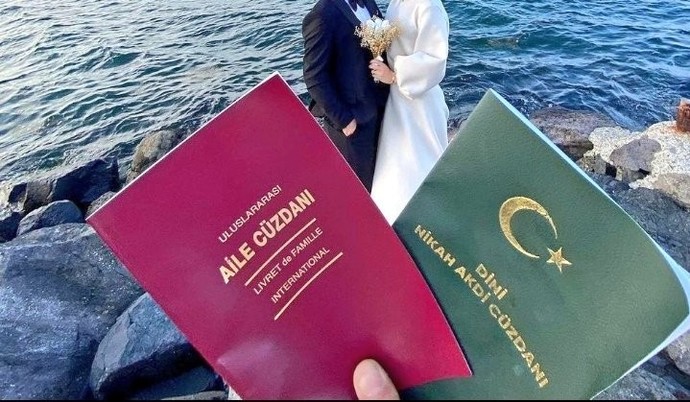 Evlilikler 5 yıl sonunda yenilenmeli, istemeyen ayrılmalı düşüncesine katılıyor musunuz?