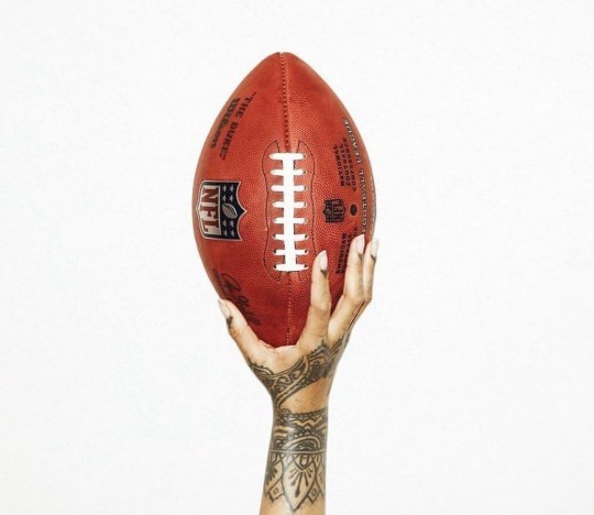 Türk futbolunu bırakıp Amerikan futbolu 🏈 oynamaya ne dersiniz?