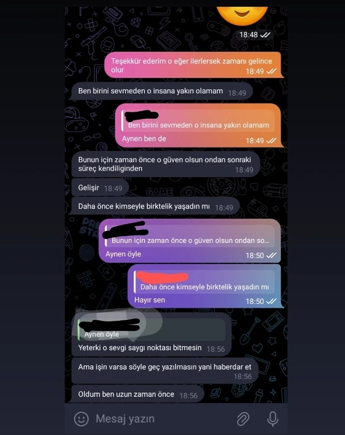 Arkadaşlar bir bakar mısınız yalan mı söylüyor sizce?