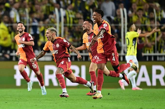 Bütün derbileri kazanmak mı yoksa ligi şampiyon tamamlamak mı?