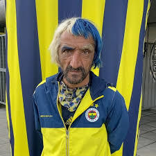 Saçlarınızı renkli boyatmak isteseydiniz bu hangi renk olurdu?