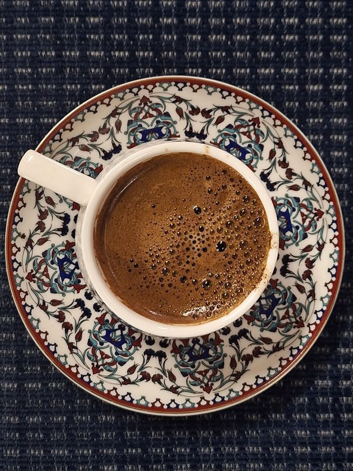 Türk kahvesi içtikten sonra falınıza bakıyor musunuz?