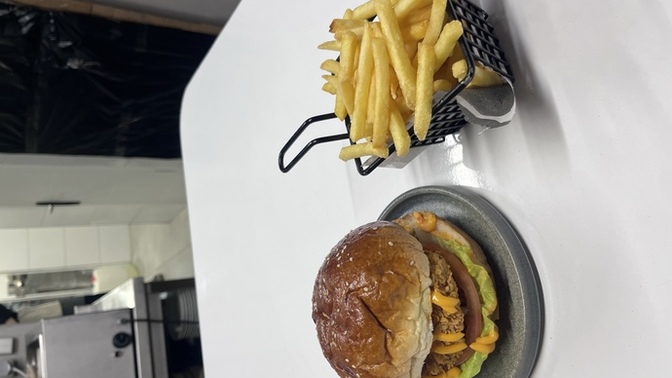 Hamburger her saat yenir mi?