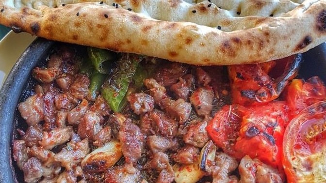 Tek çeşit yemek mi, yoksa sofrada çeşit bol mu olmalı?