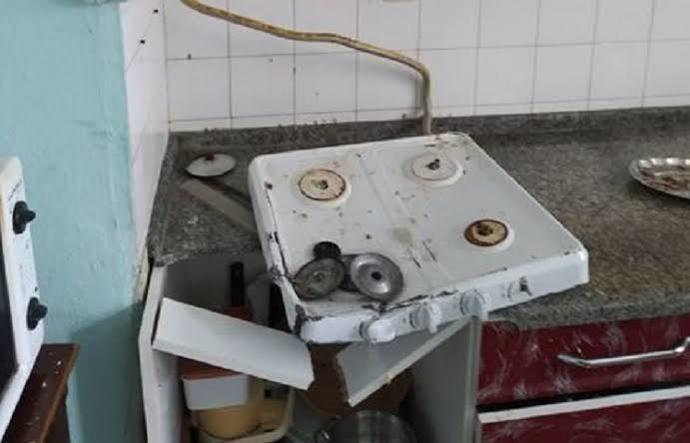 Düdüklü tencerede yemek pişirirken hafif korku yaşıyor musunuz?