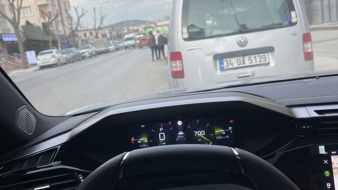 Hava güzel olunca gezmeye çıkar mısınız?