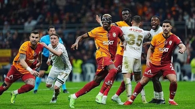 Galatasaray, Türkiye Kupası'nda Çeyrek Finalde! Ne düşünüyorsunuz?