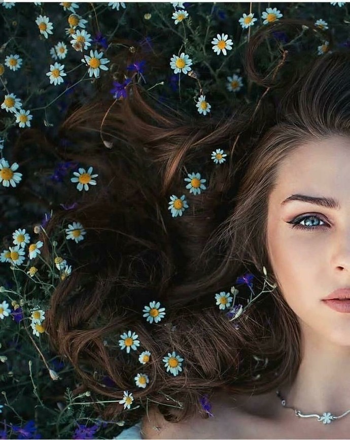 Kendine sevmekle başlar dünya değişir ✨