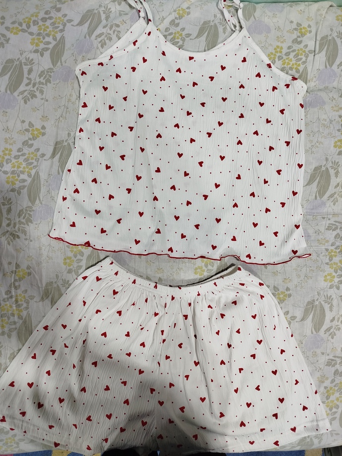 Erkek arkadaşım pijama almış, nasıl?