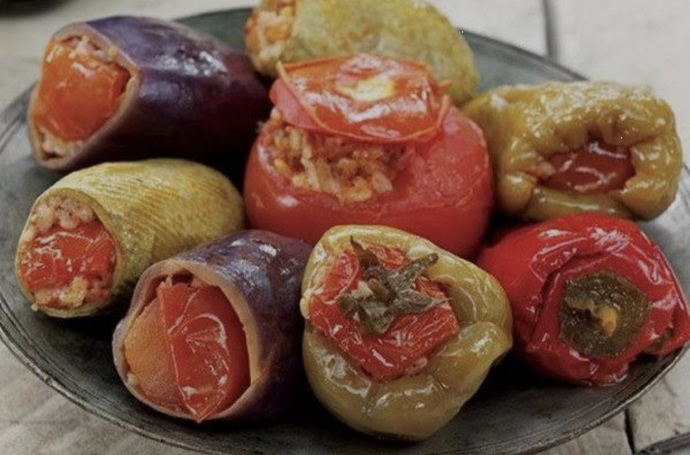 Patlıcan Dolmasımı Kabak Dolmasımı Biber Dolmasımı?