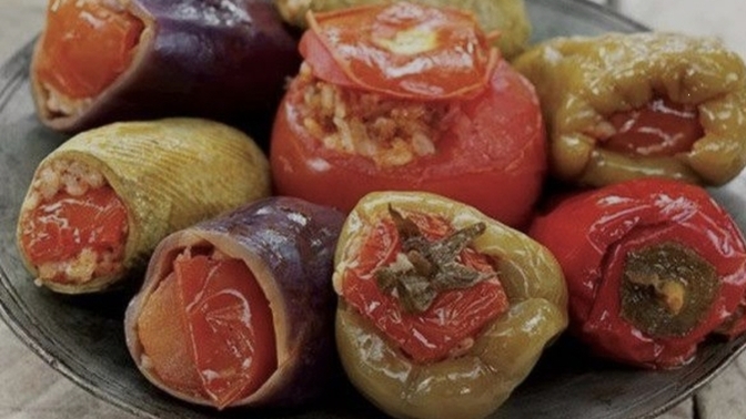 Patlıcan Dolmasımı Kabak Dolmasımı Biber Dolmasımı?