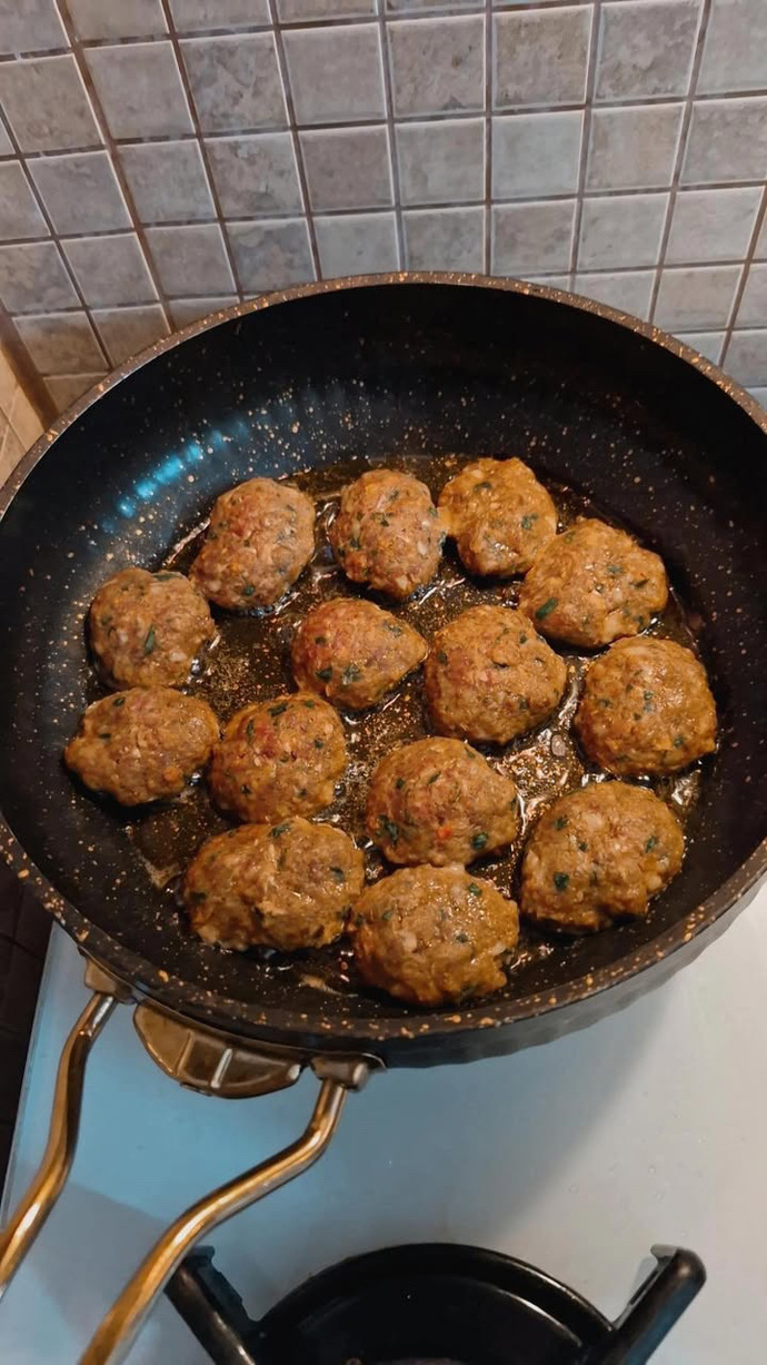 Ev yapımı köfte mi/ hazır satılan köfte mi tercih edersiniz?