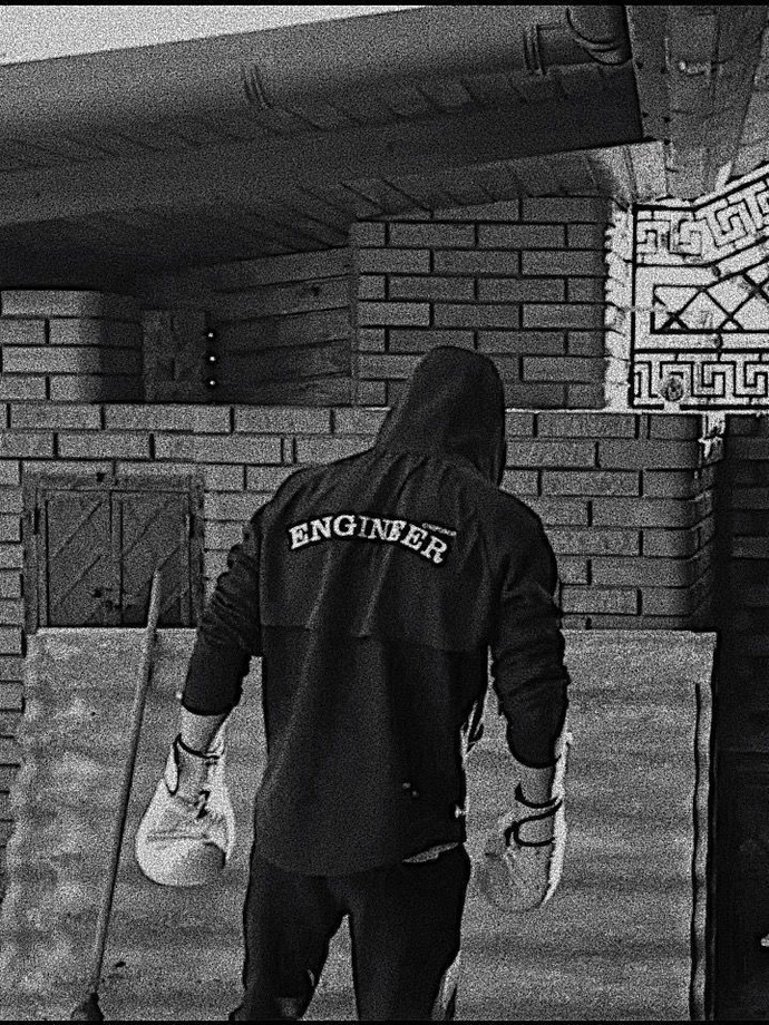 Dövüş sporlarıyla ilgilenen erkekler daha mı çekici oluyor?