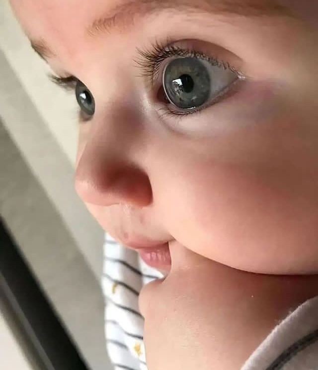 Çocuğunuzun size mi benzemesini istersiniz, eşinize mi?