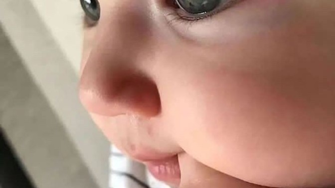 Çocuğunuzun size mi benzemesini istersiniz, eşinize mi?